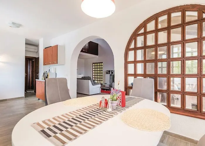 Vila Nino
